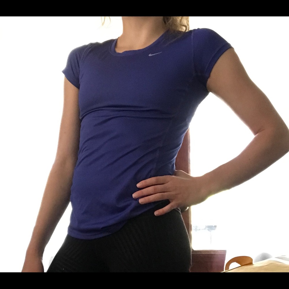 Nike top